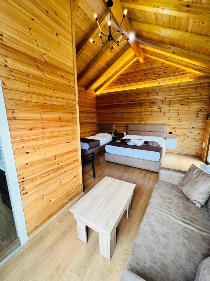 Bujtina Tradicionale Hotell Lepushe Eksteriør bilde
